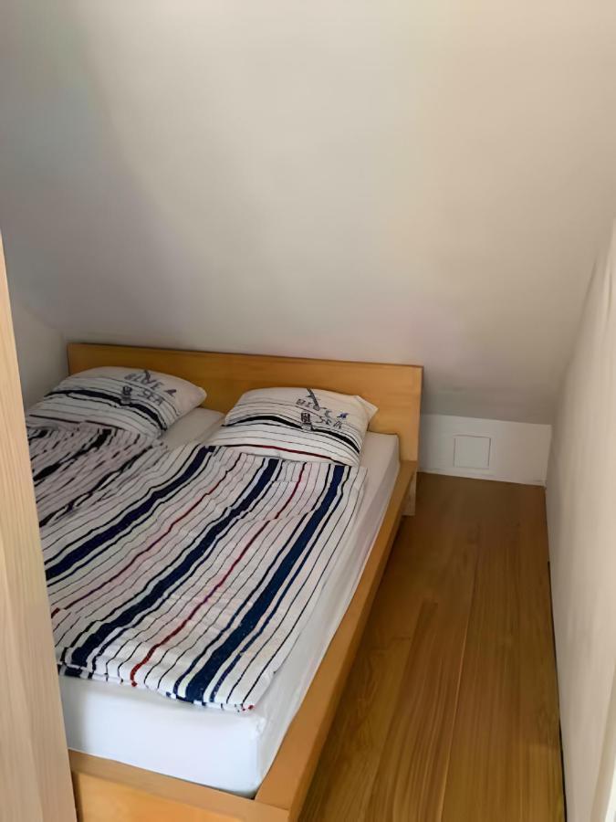 Zimmer 31Qm Inkl. Duschbad Hamburg-Harburg Exteriör bild